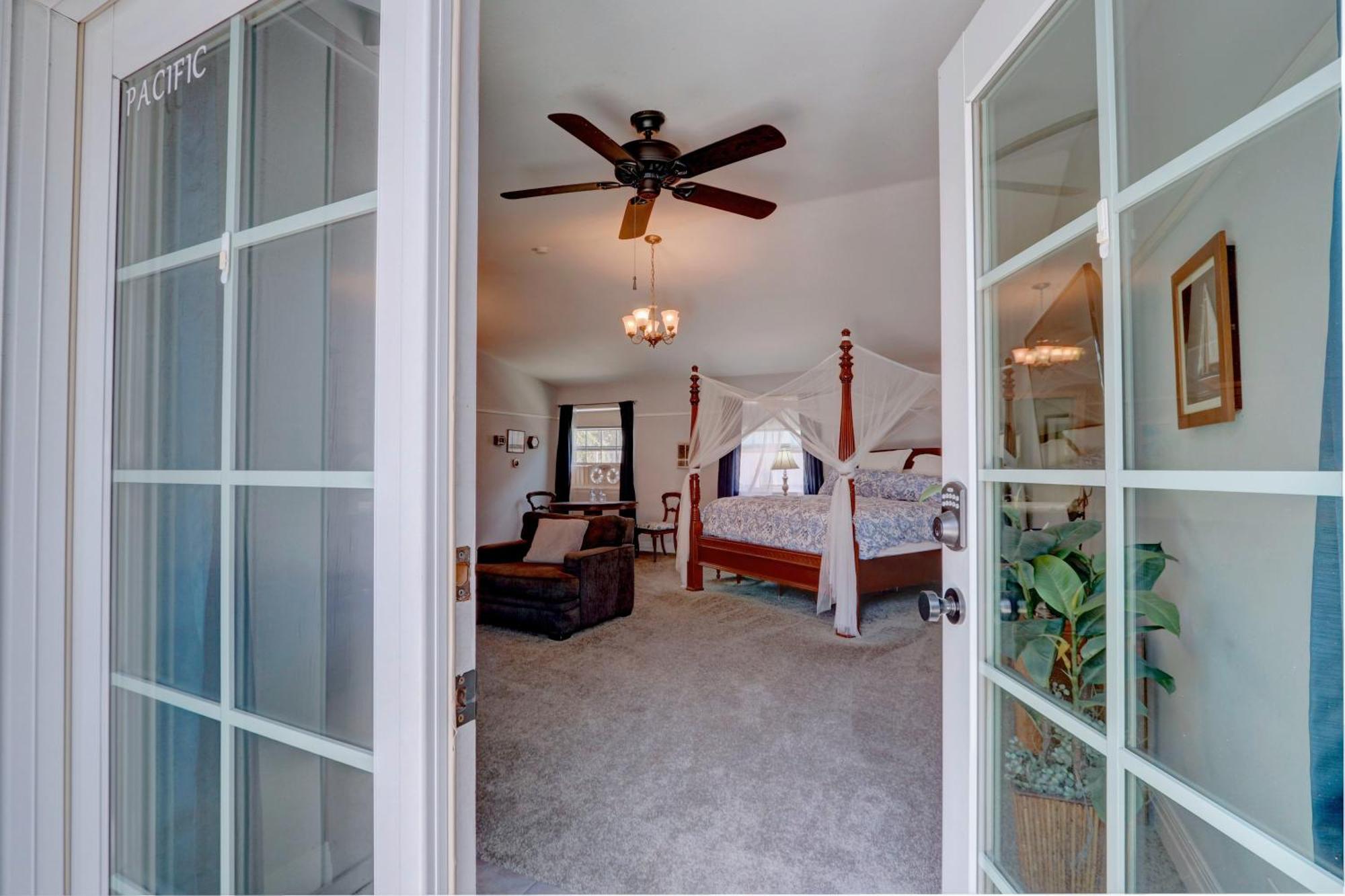 Pelican Cove Inn كارلسباد، كاليفورنيا المظهر الخارجي الصورة