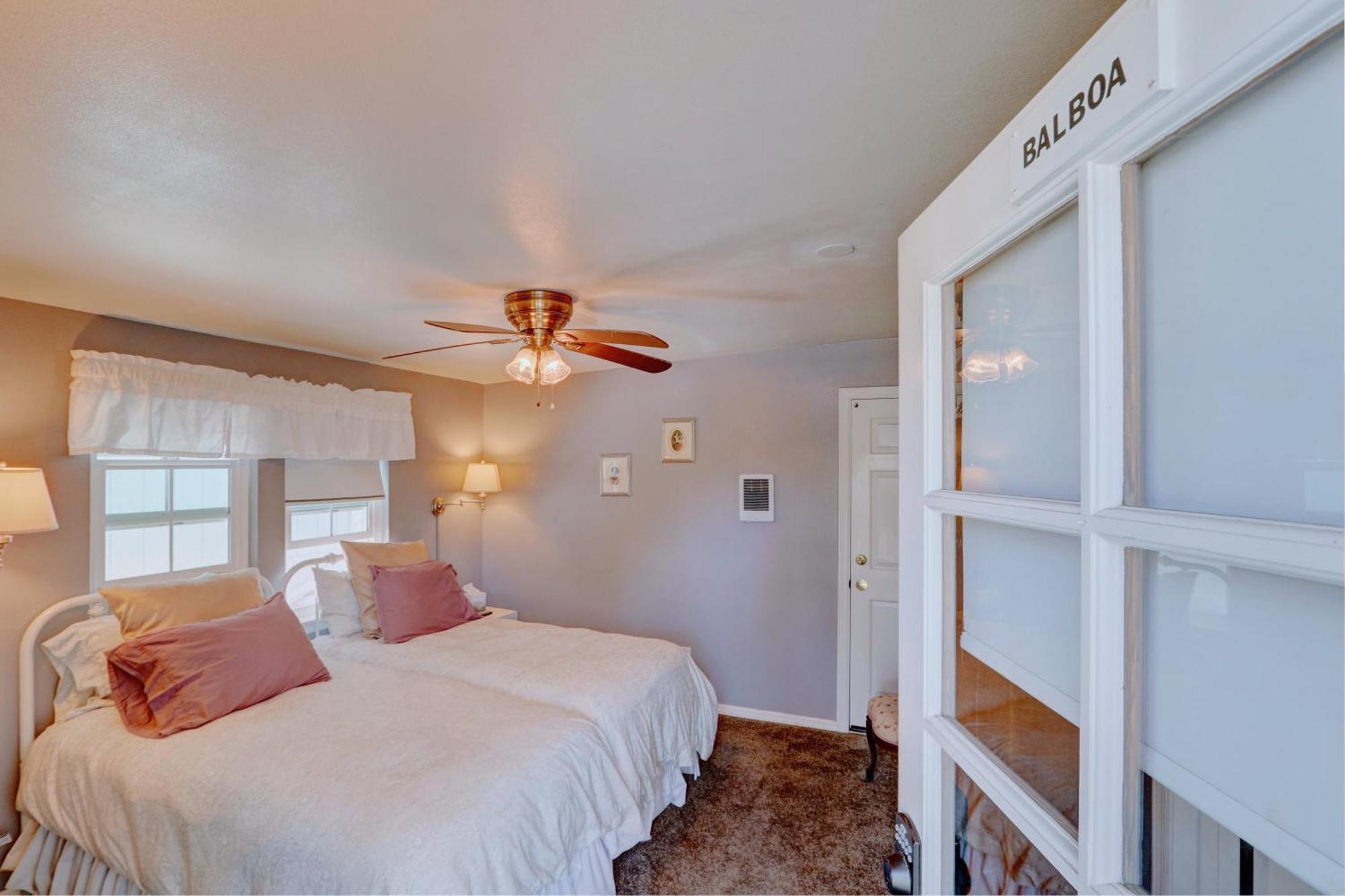 Pelican Cove Inn كارلسباد، كاليفورنيا المظهر الخارجي الصورة